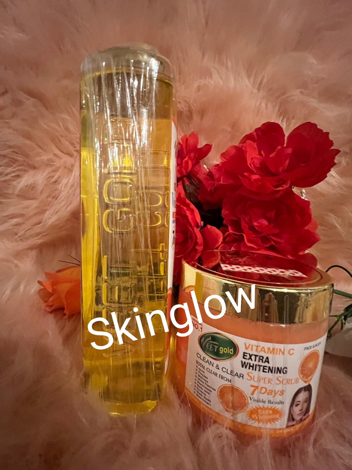 VEETGOLD VITAMIC C FACE & BODY CORRECTOR OIL SKINGLOW OIL 1000ML X1 WITH PUMP AND VEETGOLD VITAMIV C SUPER BODY SCRUB X1