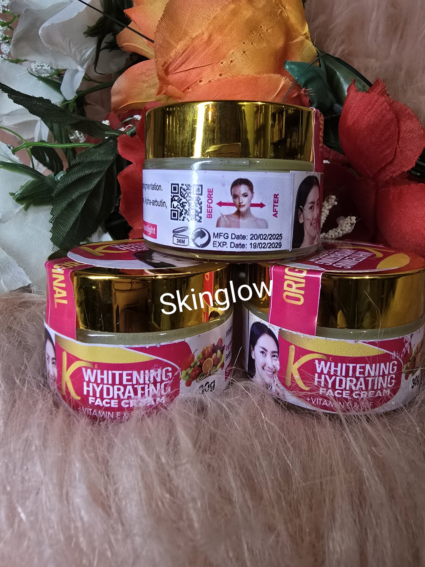 1 Jar K-Whitening Hydrating Face Cream With Vitamin C & Glutathion 30ml